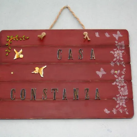 Casa Constanza Vega de Infanzones