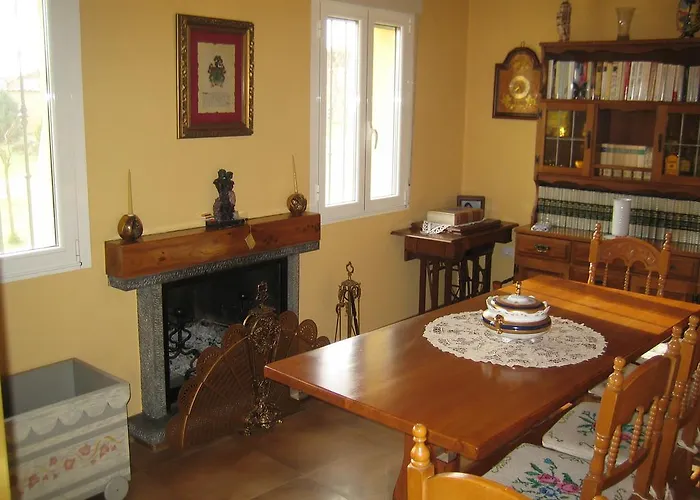 Casa Constanza Vega de Infanzones